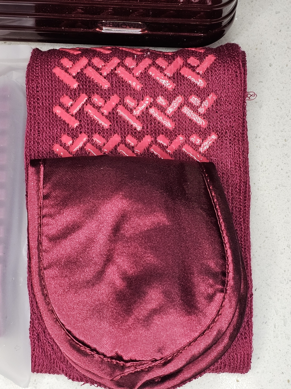 RIMOWA x EVA Air Carmona Red Limited Edition - Picture 3 of 9